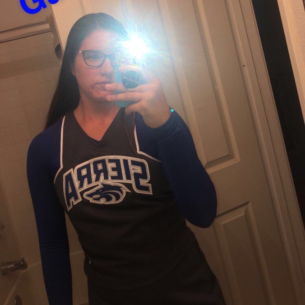 Meet your Posher, Vanessa